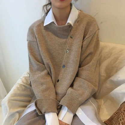 Luna | Cardigan en Maille Douce à Boutons Asymétriques