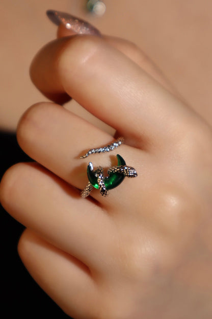 Bague serpent et lune à zircon vert
