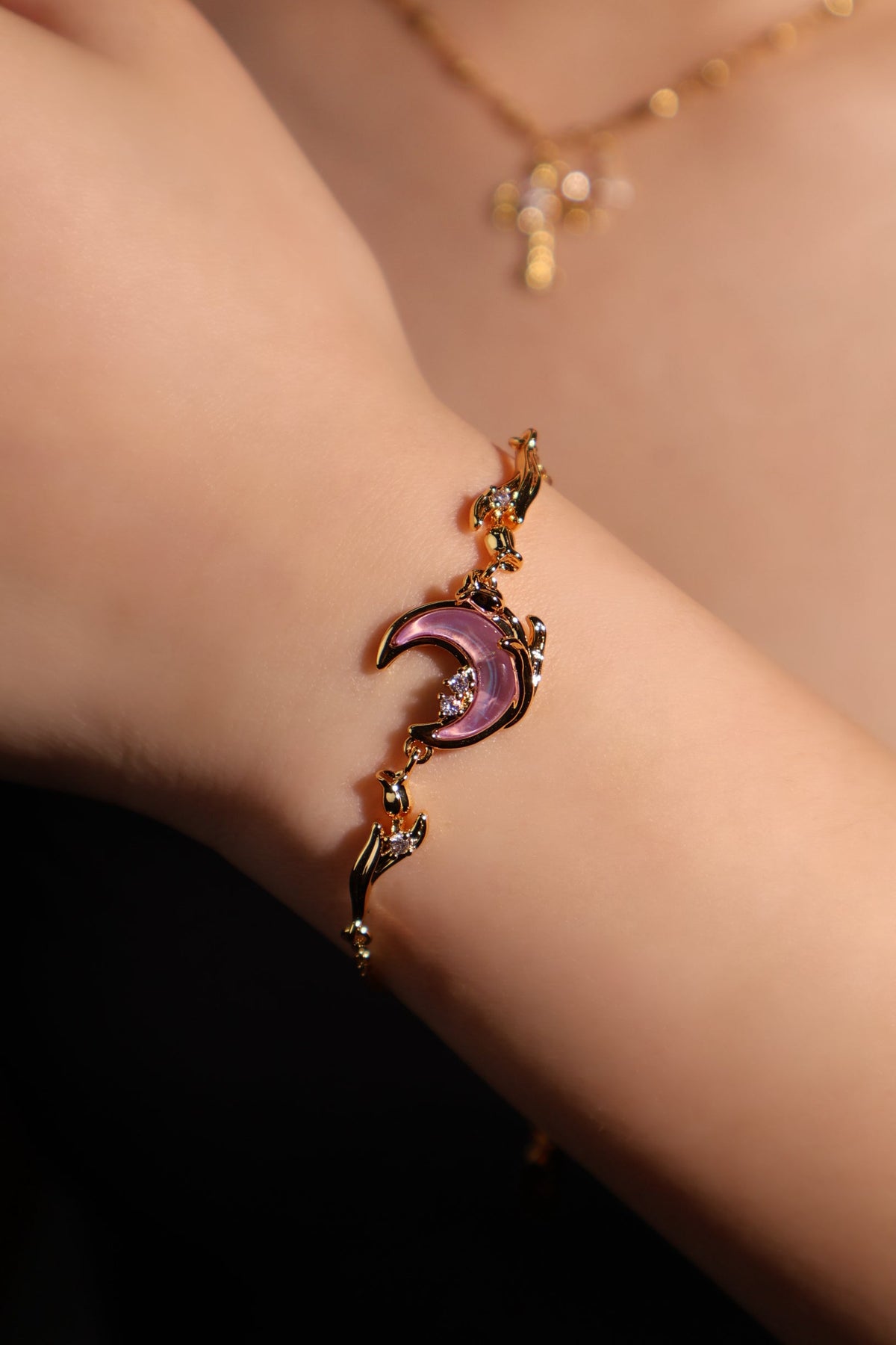 Bracelet lune et rose scintillant, plaqué or 18 carats