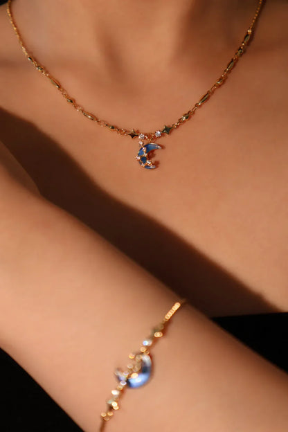 Collier lune et étoile, plaqué or 18 carats