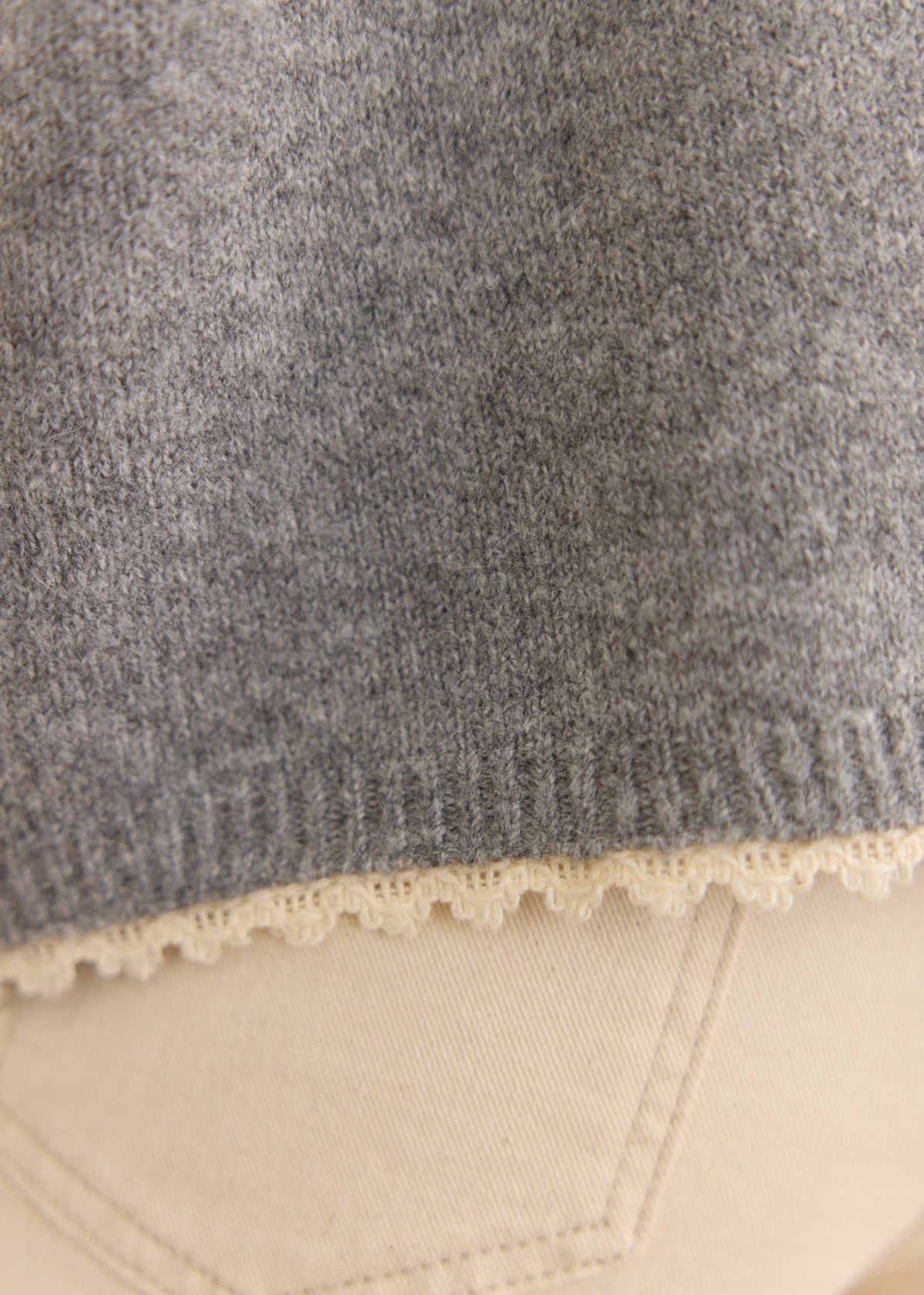 Pull Nina à écharpe amovible