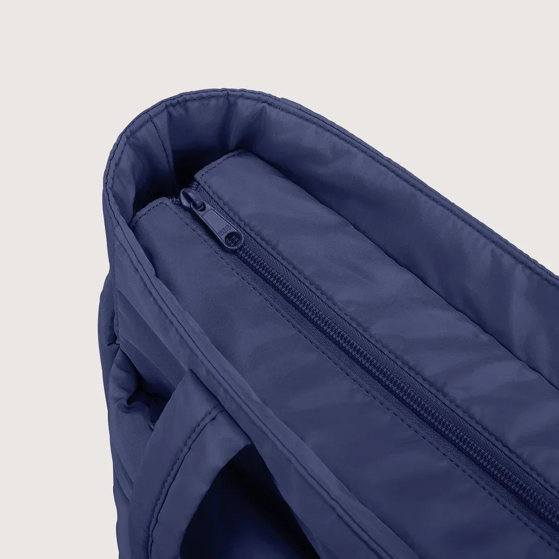 Sac matelassé organisé