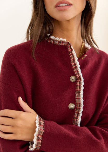 Gilet en maille Naima à volants et dentelle