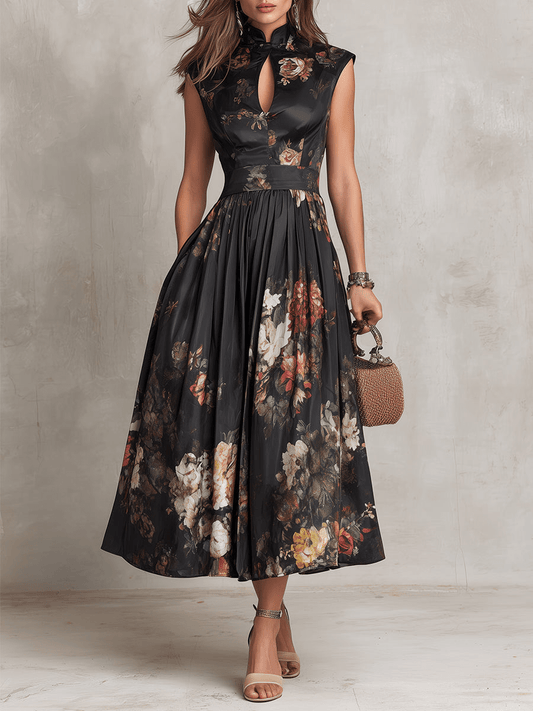 Mary | Robe midi en satin plissé fleuri à col trou de serrure noir - Maison Lunelle